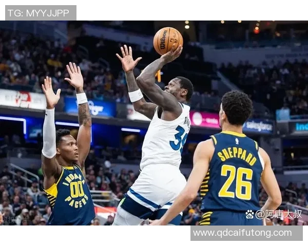 热火与步行者第五场激战回顾球员表现与战术分析全景呈现